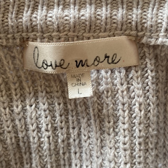 Love More~ Woman’s Cropped Cutout Keyhole Gray Knit Pullover Sweater Size‎ L - Picture 6 of 6